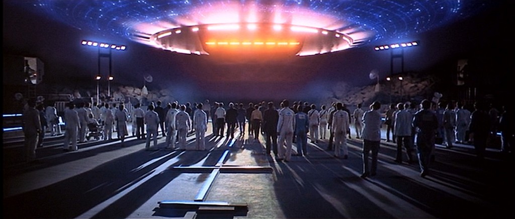 01 - Close Encounters of the Third Kind - 11